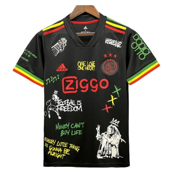 Concepto camiseta Ajax x Bob Marley